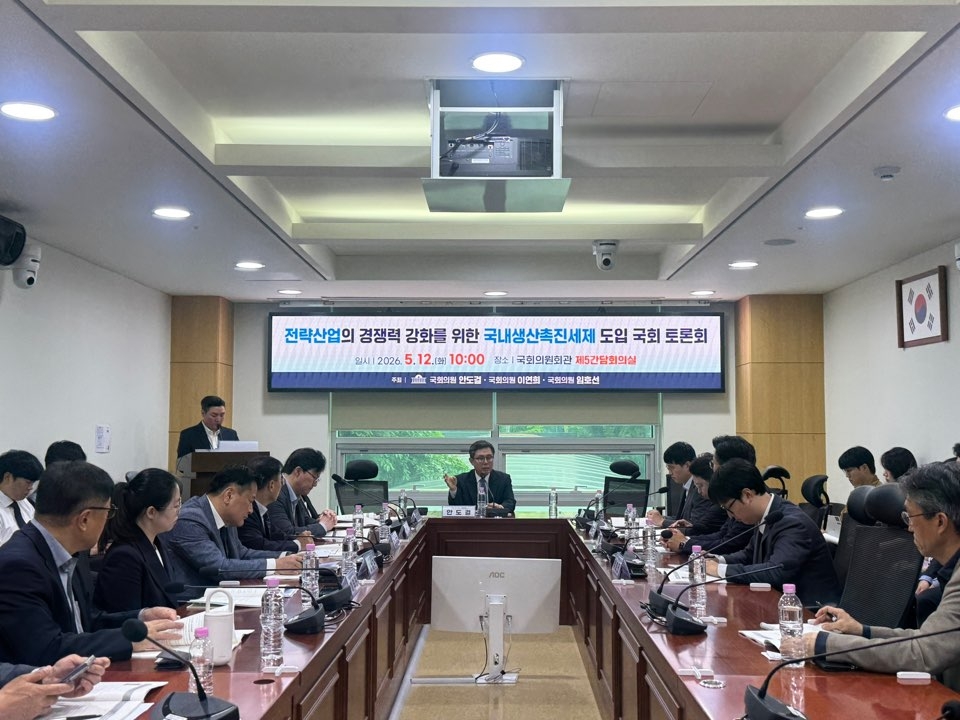 배터리·태양광 전략산업 보호, ‘한국형 IRA’ 직접환급제가 관건