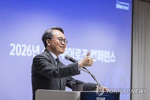 진옥동 신한금융 회장, 미국·멕시코·캐나다 투자설명회 돌입